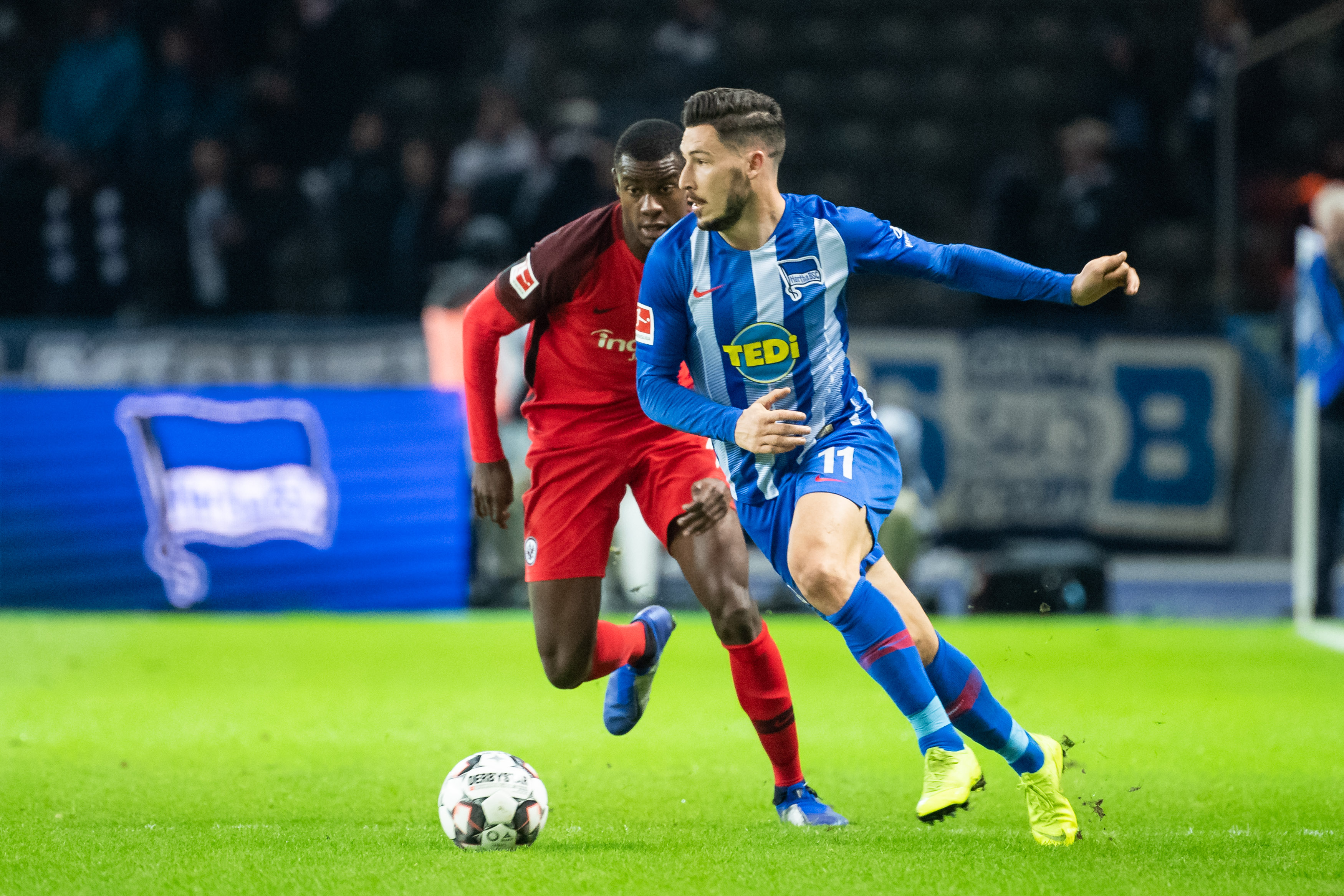 记者：乌尔赖希预计将在赛季结束后退役，留在拜仁任职