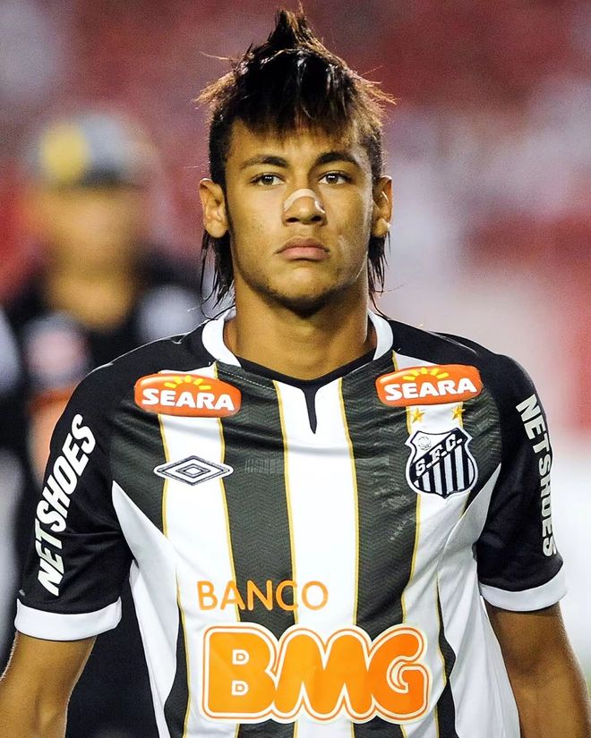 法尔克：巴萨确实对凯恩感兴趣，但很难承担其解约金+年薪