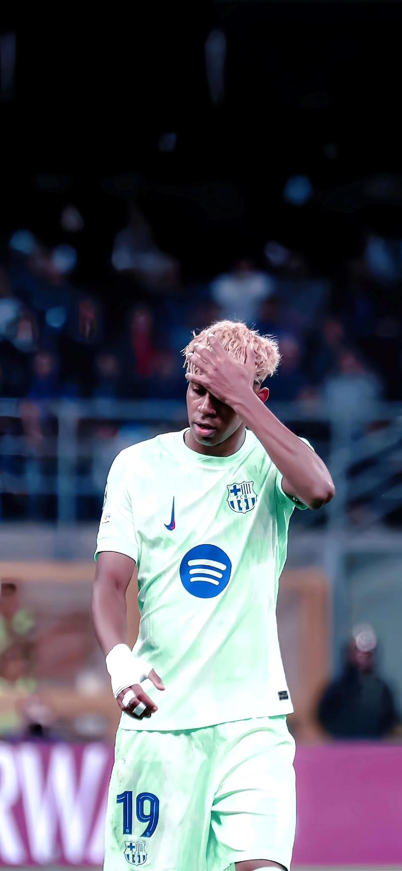 拉菲尼亚：我上场就会尽力做到最好，正通过训练找回最佳状态