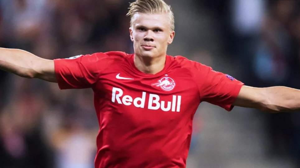 郑钦文回应黑评：我三观比较正，别人挑刺是因为一些比较自信言论