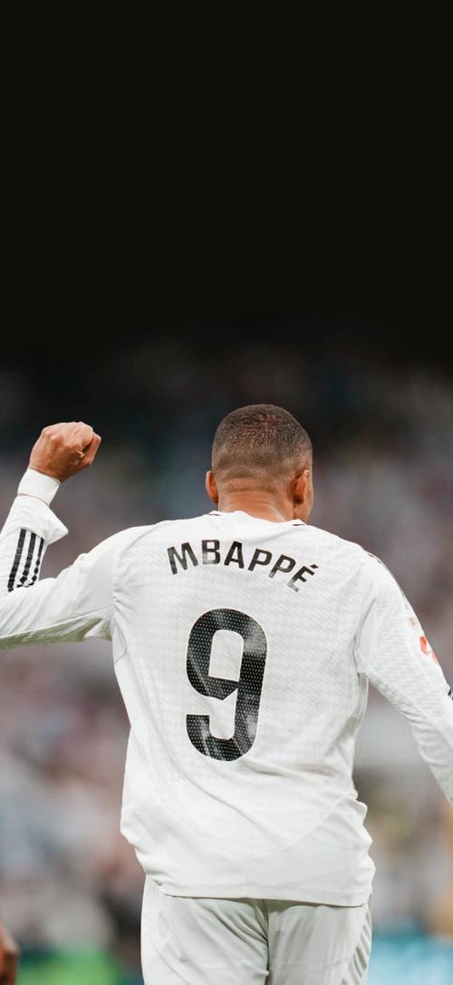 巴克利：自夏天起我就戒酒了，饮酒曾带给我不想再有的处境